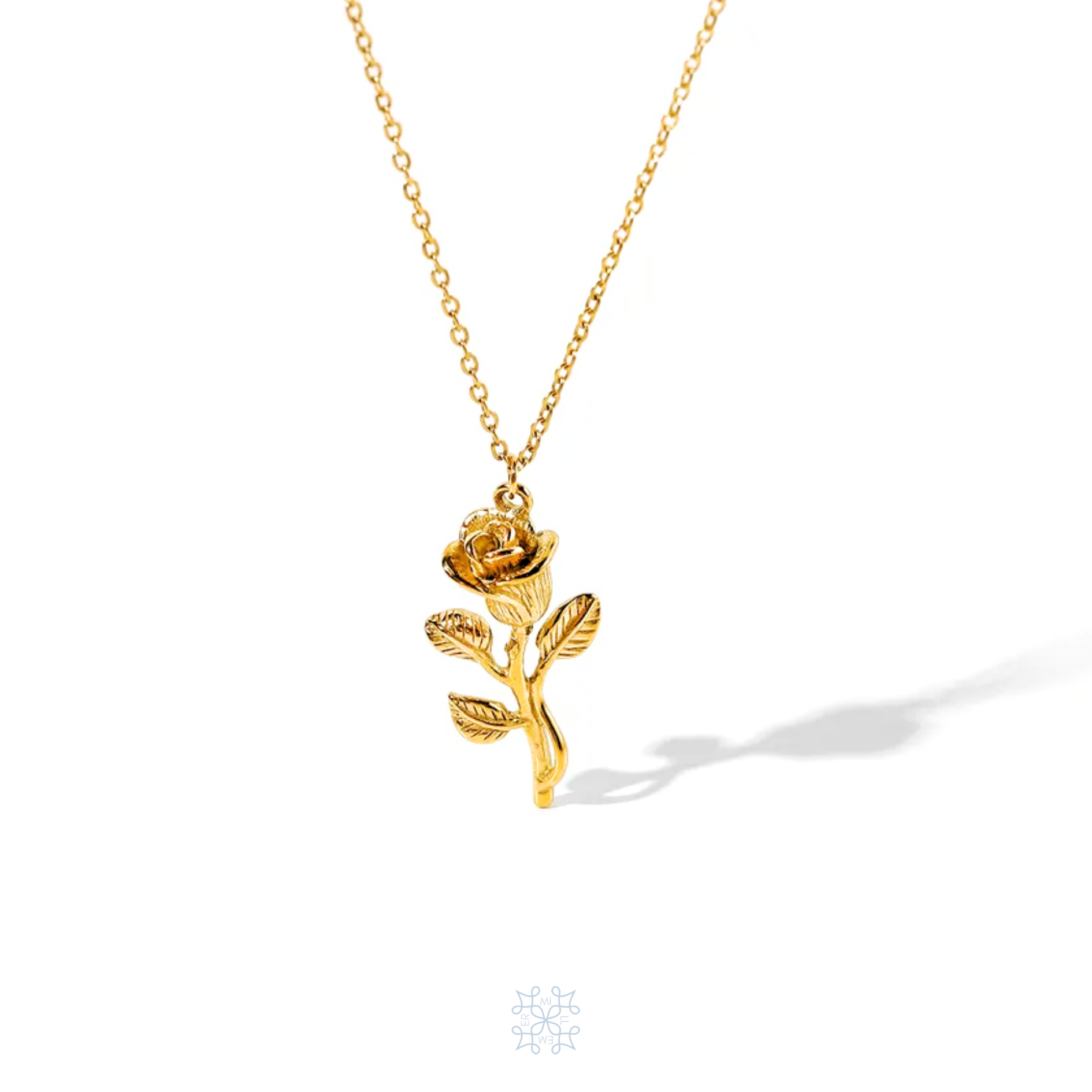 BELLE Rose Pendant Gold Necklace - Gold Necklace with gold chain and a pendant in the shape of a rose which hangs from its flower part with the tail down vertically