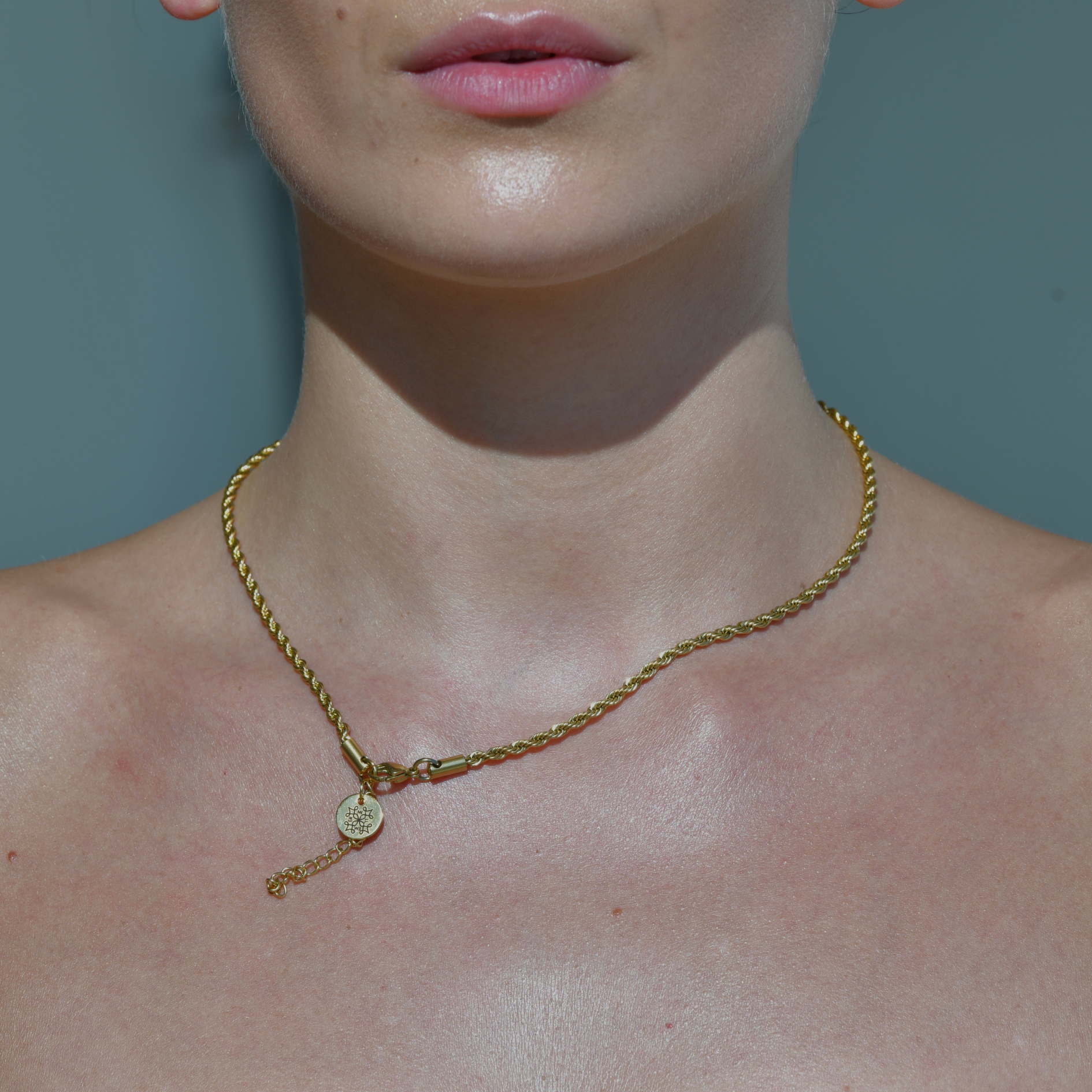 Gold chain in the texture of a rope. Robe B Chain Necklace.