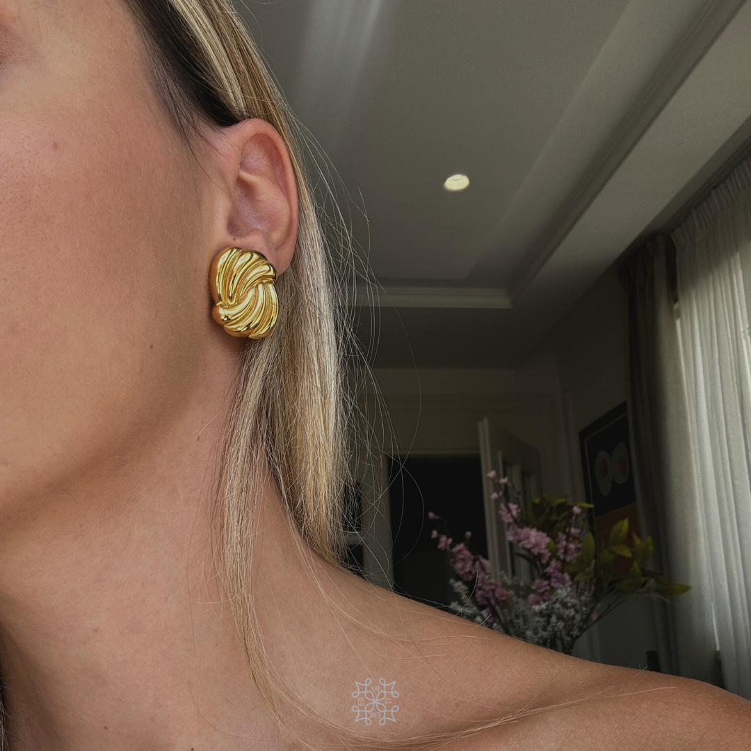 VIV Gold Earrings