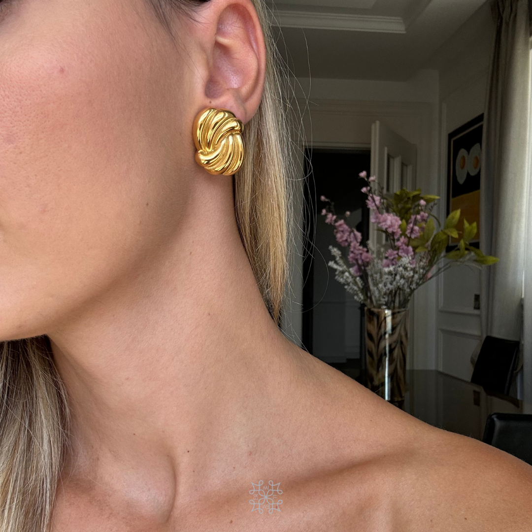 VIV Gold Earrings